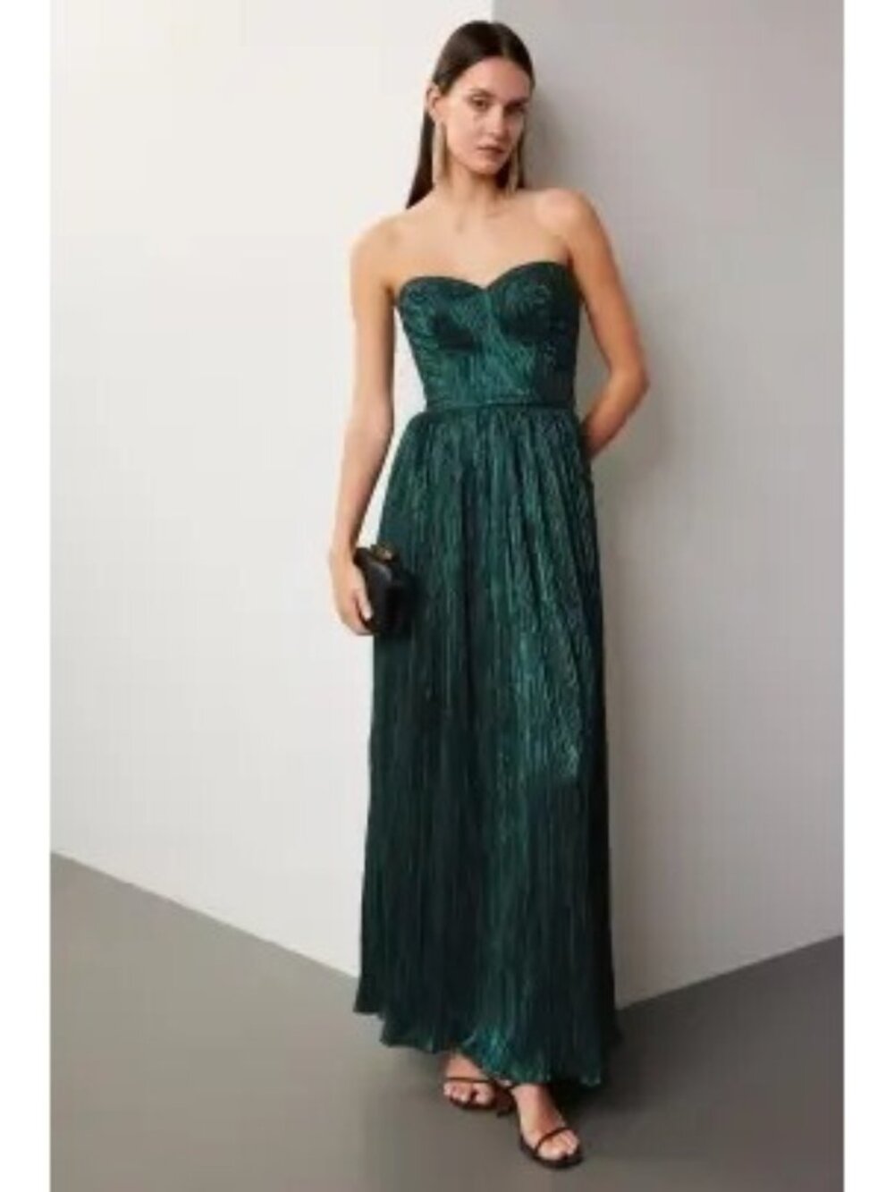R-69. Dress The Population Audrina Dress